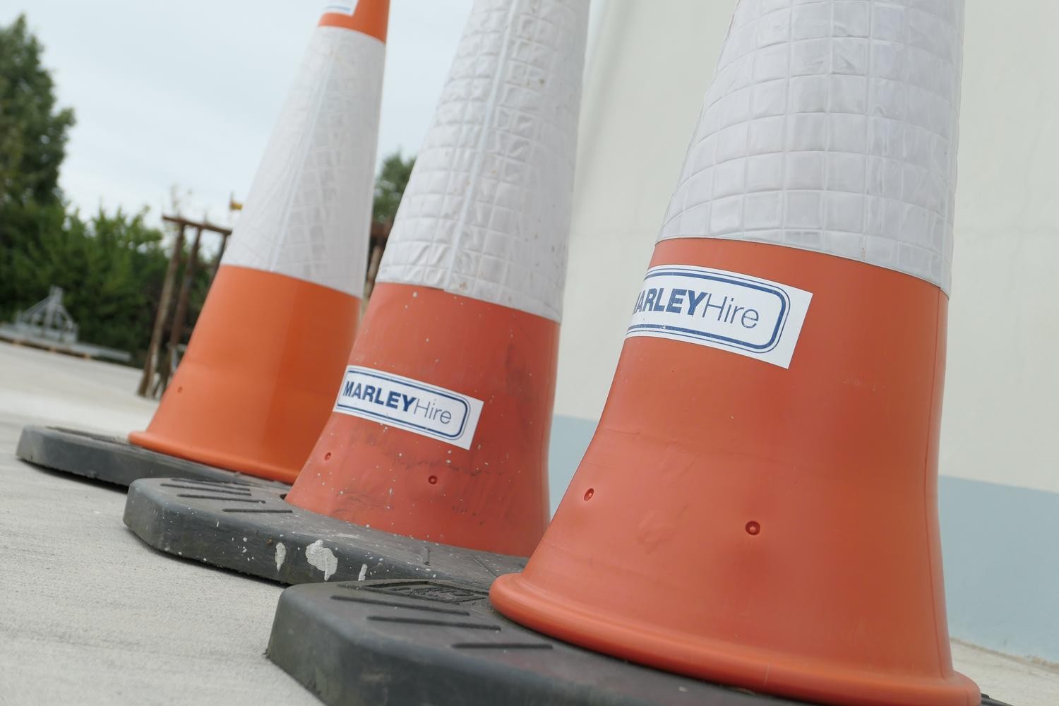 Traffic Cones Hire Northern Ireland Marley Hire   BWFpbi9wMTExMDM2NS5KUEc=